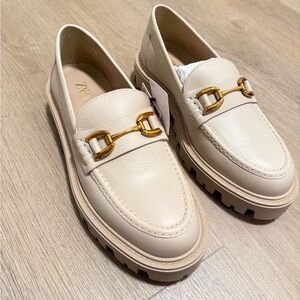 zara beige loafer new 7.5/38